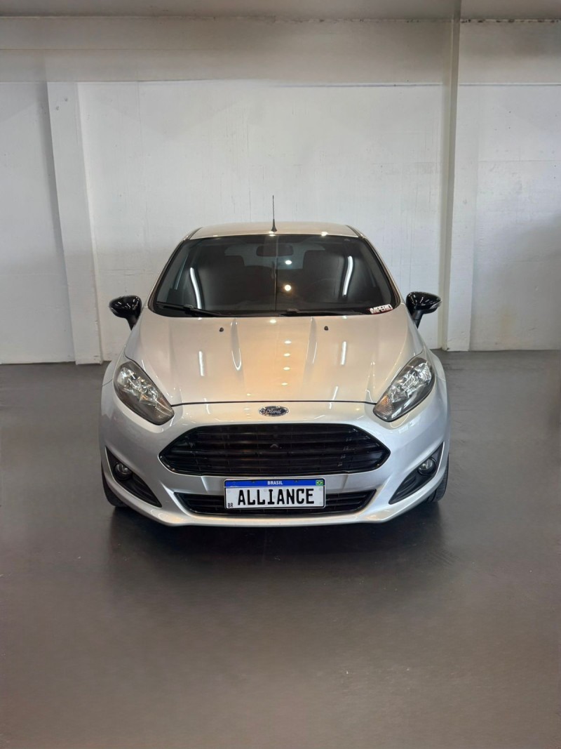 FIESTA 1.6 SE HATCH 16V FLEX 4P MANUAL - 2015 - CAXIAS DO SUL
