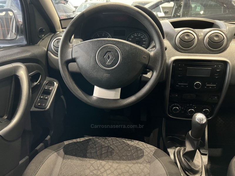 DUSTER 1.6 OUTDOOR 4X2 16V FLEX 4P MANUAL - 2015 - CAXIAS DO SUL