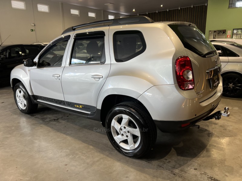DUSTER 1.6 OUTDOOR 4X2 16V FLEX 4P MANUAL - 2015 - CAXIAS DO SUL