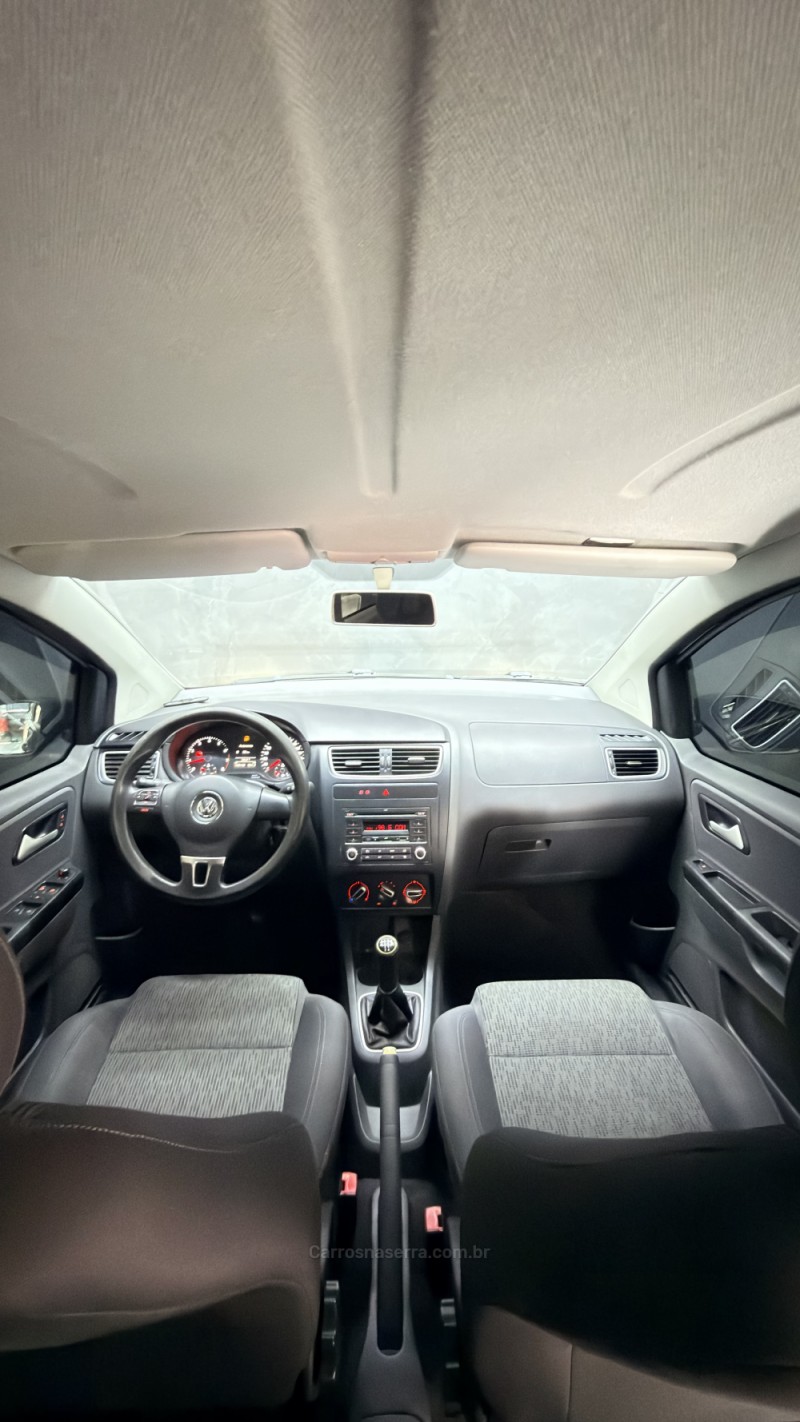 FOX 1.6 MI ITREND 8V FLEX 4P MANUAL - 2013 - CAXIAS DO SUL