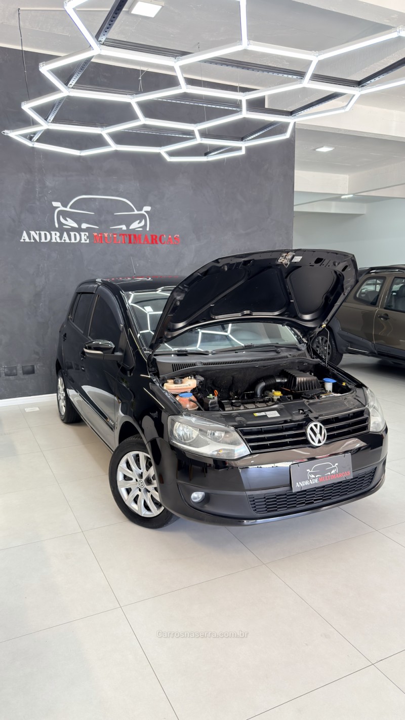 FOX 1.6 MI ITREND 8V FLEX 4P MANUAL - 2013 - CAXIAS DO SUL