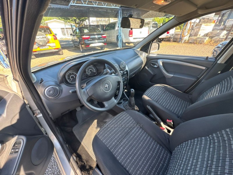 SANDERO 1.0 EXPRESSION 16V FLEX 4P MANUAL - 2014 - IGREJINHA