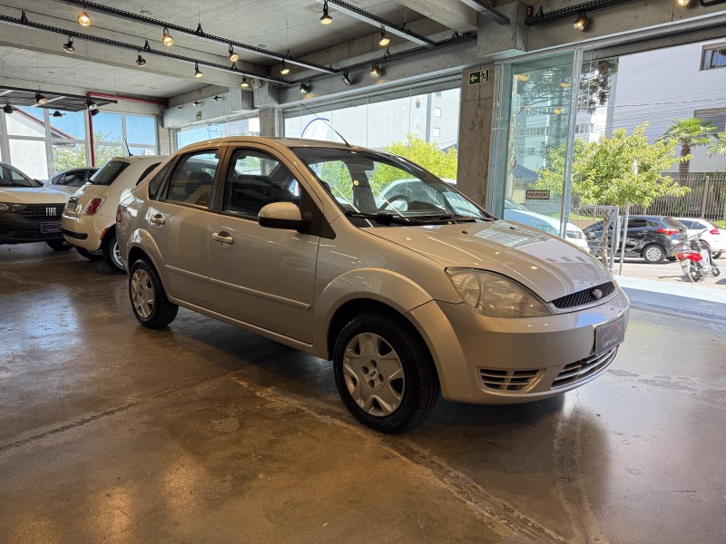 FIESTA 1.6 MPI SEDAN 8V FLEX 4P MANUAL - 2007 - BENTO GONçALVES