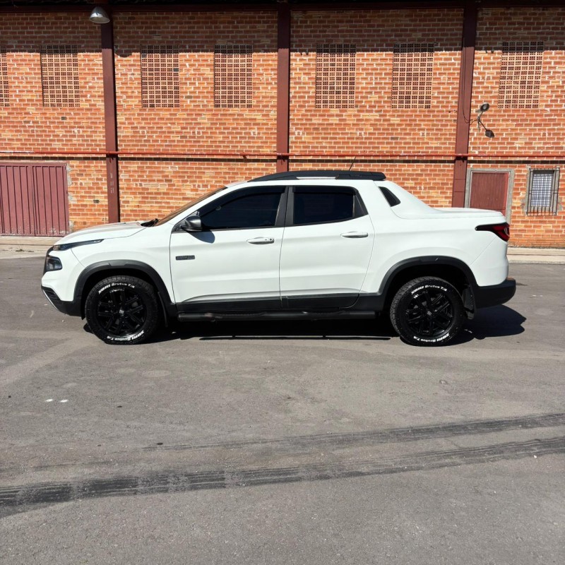 TORO 2.0 16V ULTRA 4X4 AT9 DIESEL 4P AUTOMÁTICO - 2022 - FLORES DA CUNHA