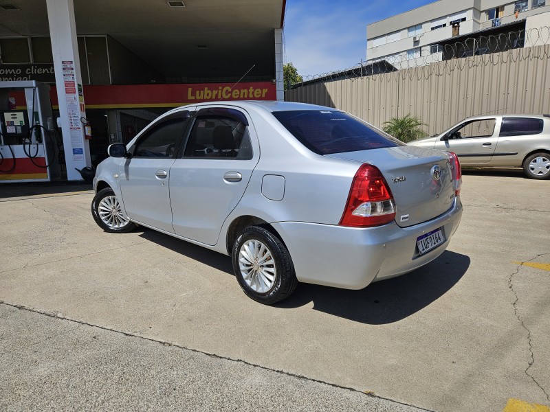 ETIOS 1.5 XS SEDAN 16V FLEX 4P MANUAL - 2013 - CAXIAS DO SUL