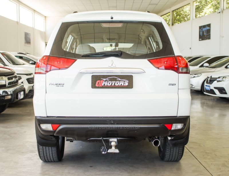 PAJERO DAKAR 3.2 HPE 4X4 7 LUGARES 16V TURBO INTERCOOLER DIESEL 4P AUTOMÁTICO - 2016 - NOVO HAMBURGO