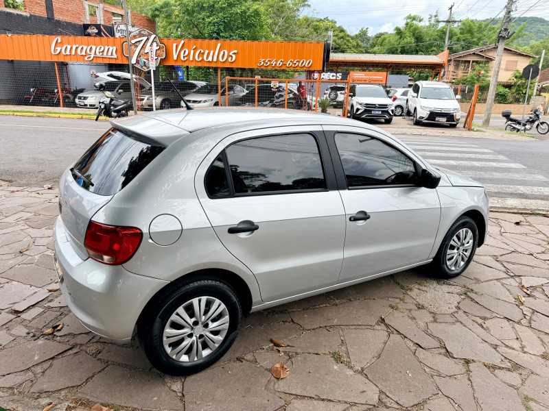 GOL 1.0 MI TRENDLINE 8V FLEX 4P MANUAL - 2016 - TRêS COROAS