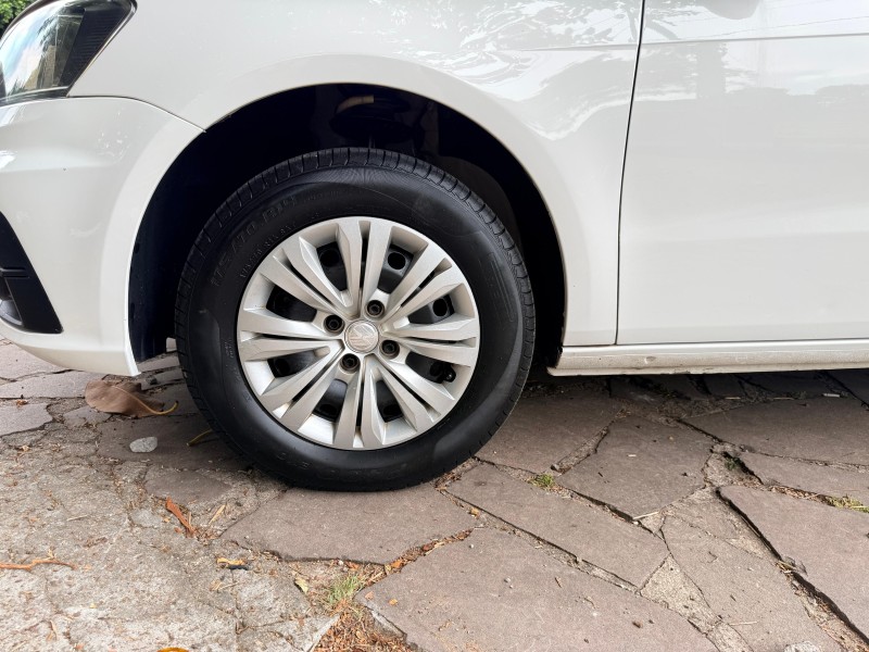 GOL 1.0 MI TRENDLINE 8V FLEX 2P MANUAL - 2017 - TRêS COROAS