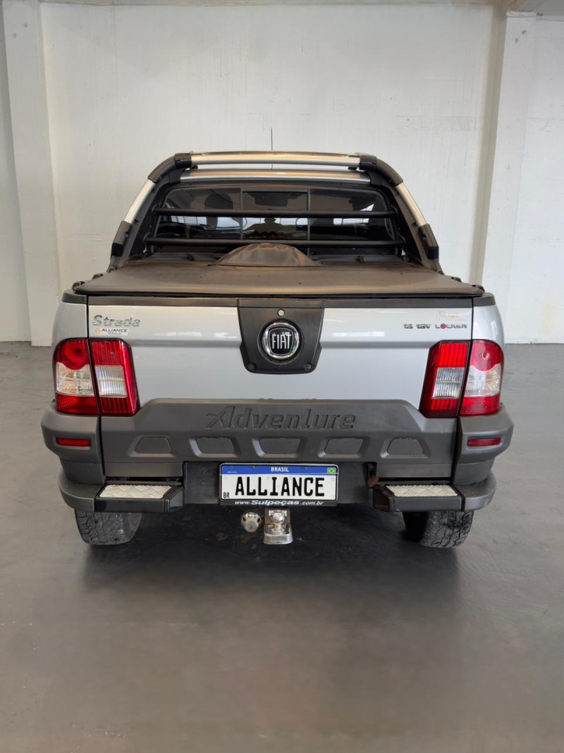 STRADA 1.8 MPI ADVENTURE LOCKER CD 8V FLEX 2P MANUAL - 2012 - CAXIAS DO SUL