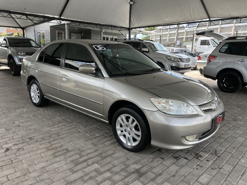 CIVIC 1.7 LX 16V GASOLINA 4P MANUAL - 2006 - CAXIAS DO SUL