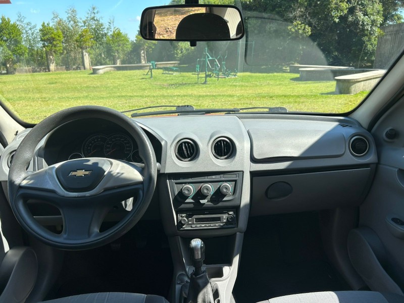 PRISMA 1.4 MPFI LT 8V FLEX 4P MANUAL - 2012 - CANELA