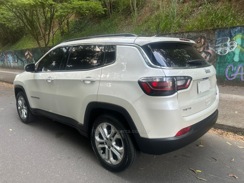 COMPASS 1.3 LONGITUDE T270 16V TURBO FLEX 4P AUTOMÁTICO - 2022 - TAPEJARA