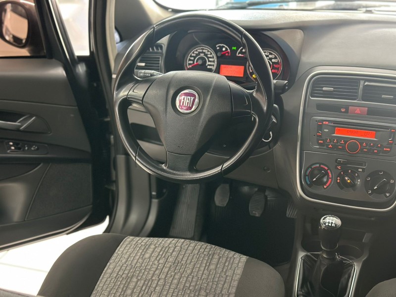 PUNTO 1.6 ESSENCE 16V FLEX 4P MANUAL - 2011 - CAXIAS DO SUL