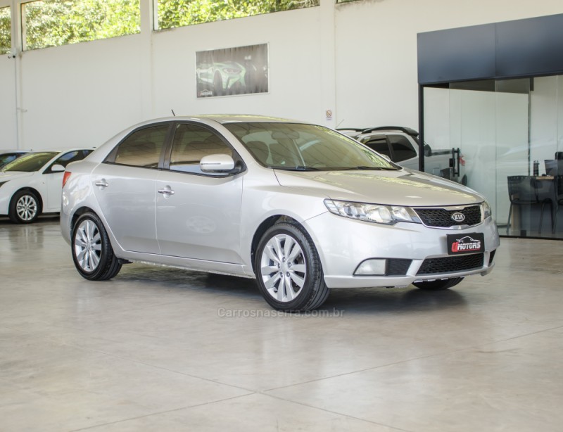 cerato 1.6 sx3 16v flex 4p automatico 2011 novo hamburgo