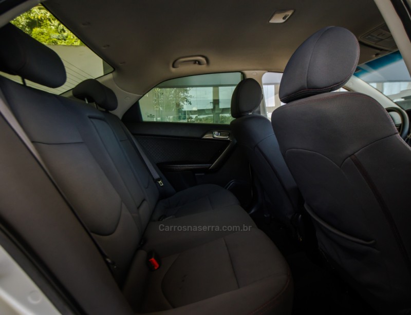 CERATO 1.6 SX3 16V FLEX 4P AUTOMÁTICO - 2011 - NOVO HAMBURGO