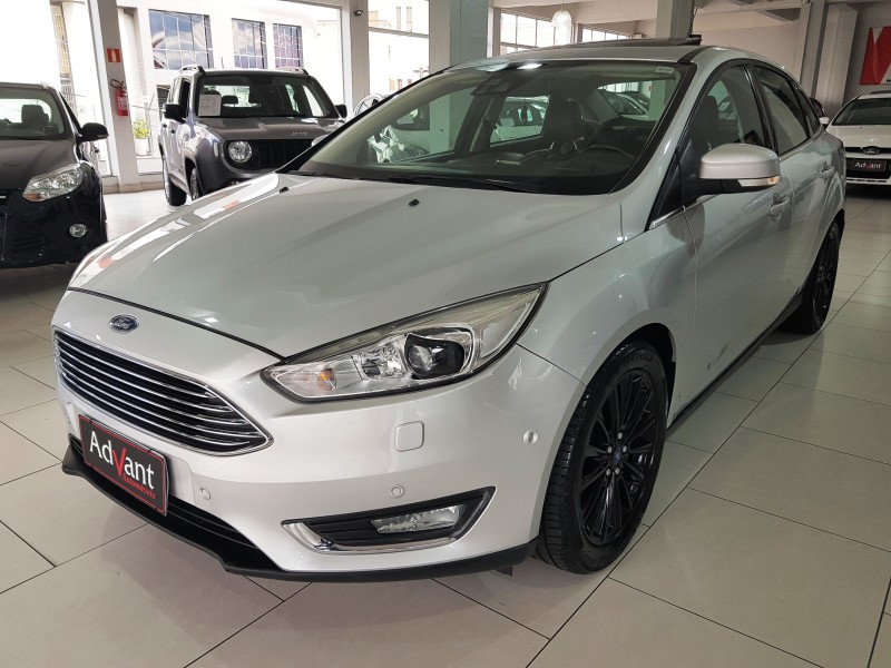 focus 2.0 titanium fastback 16v flex 4p automatico 2016 caxias do sul
