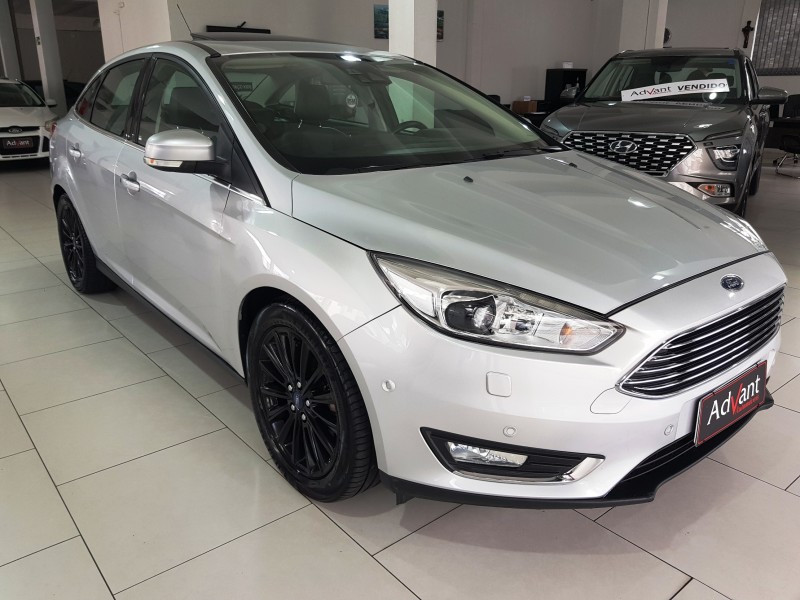 FOCUS 2.0 TITANIUM FASTBACK 16V FLEX 4P AUTOMÁTICO - 2016 - CAXIAS DO SUL