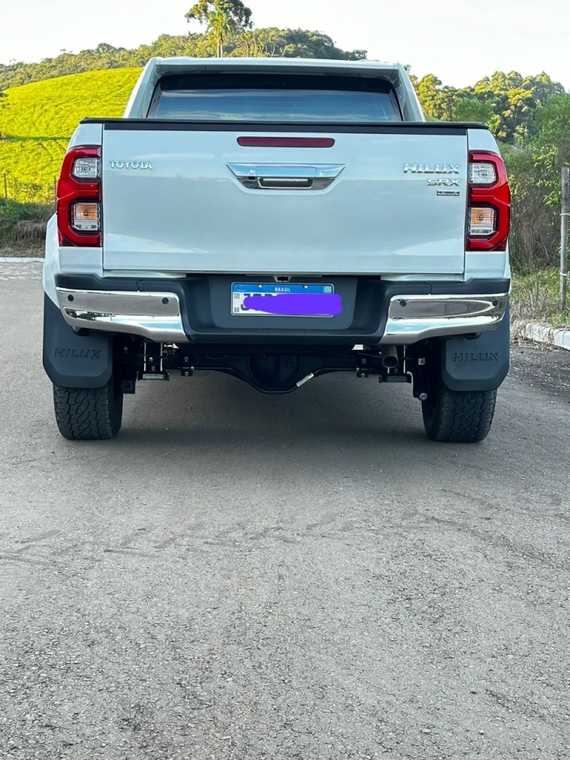 HILUX 2.8 SRX PLUS 4X4 CD TURBO DIESEL 4P AUTOMÁTICO - 2024 - VERANóPOLIS