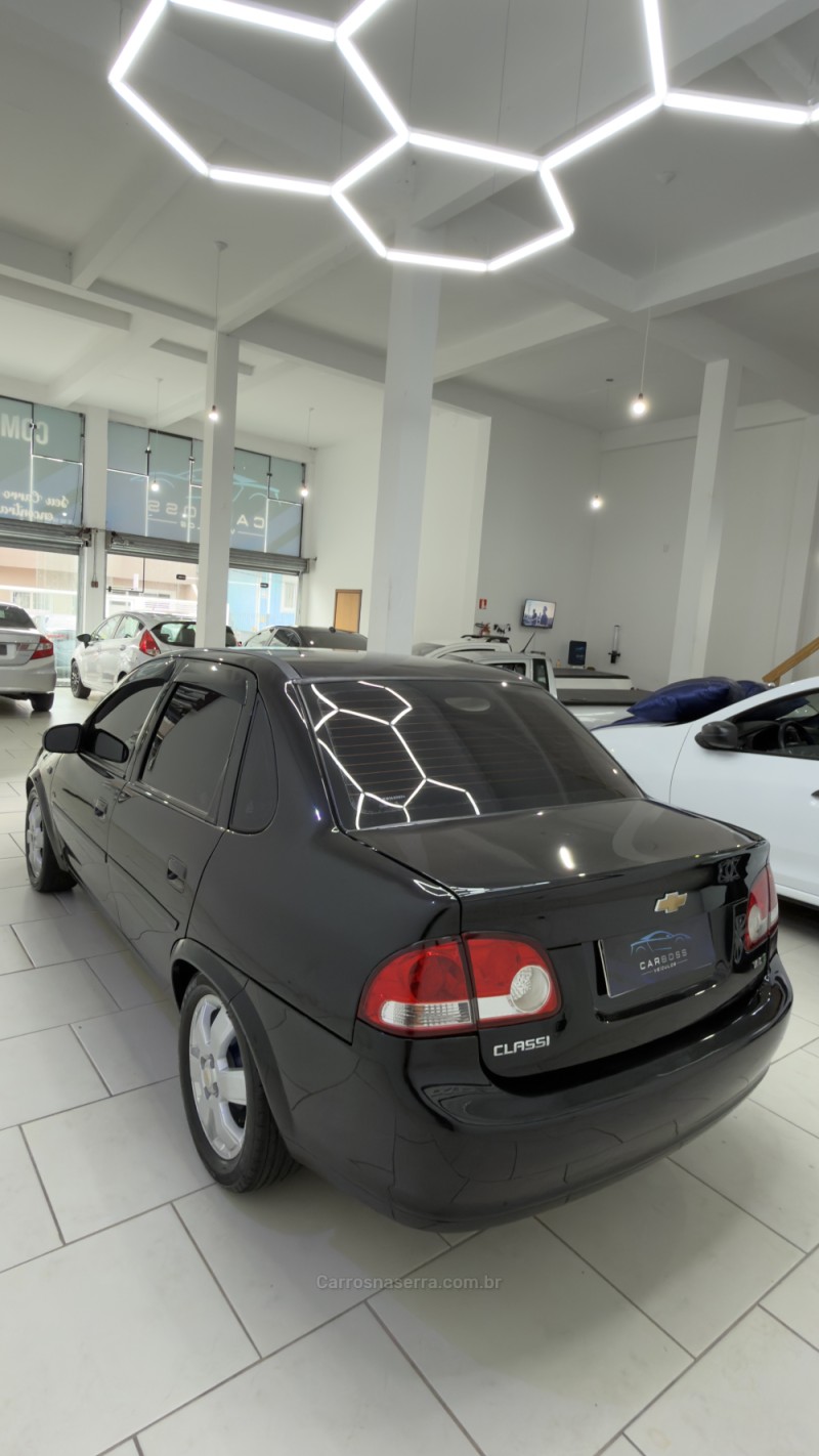 CLASSIC 1.0 MPFI LS 8V FLEX 4P MANUAL - 2012 - CAXIAS DO SUL