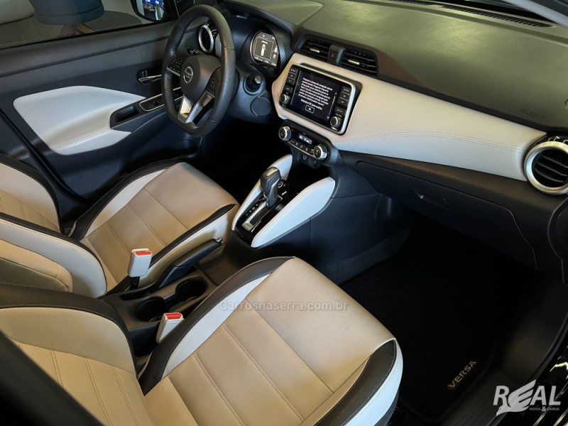 VERSA 1.6 EXCLUSIVE 16V FLEX 4P AUTOMÁTICO - 2022 - SAPIRANGA