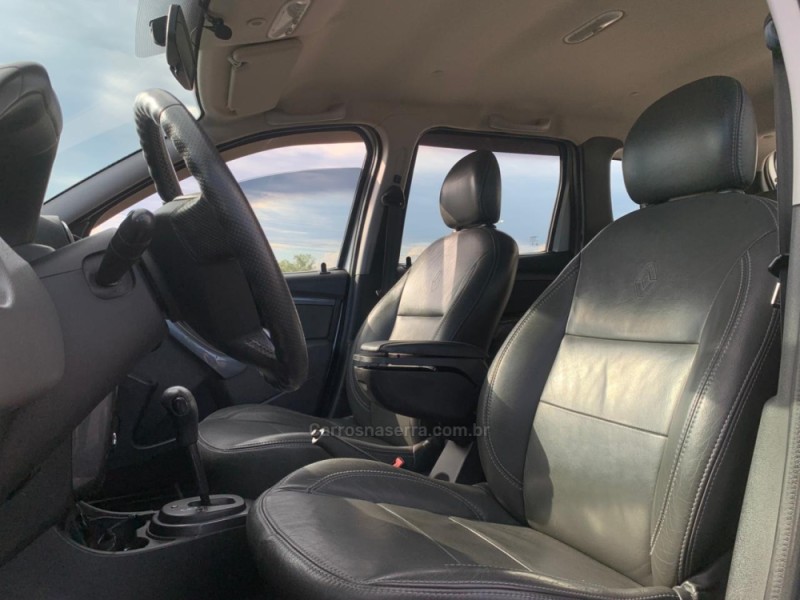 DUSTER 2.0 TECH ROAD II 4X2 16V FLEX 4P AUTOMÁTICO - 2015 - SANTA CRUZ DO SUL