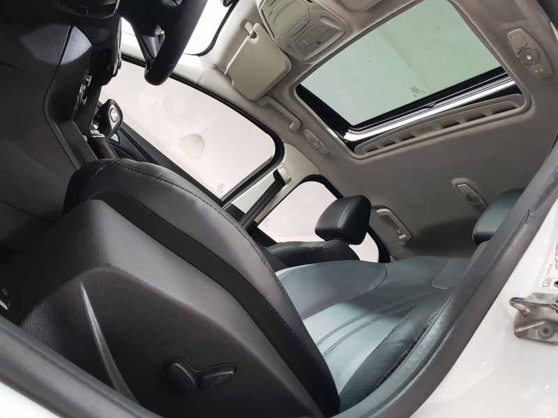 FOCUS 2.0 TITANIUM PLUS 16V FLEX 4P AUTOMÁTICO - 2015 - CAXIAS DO SUL