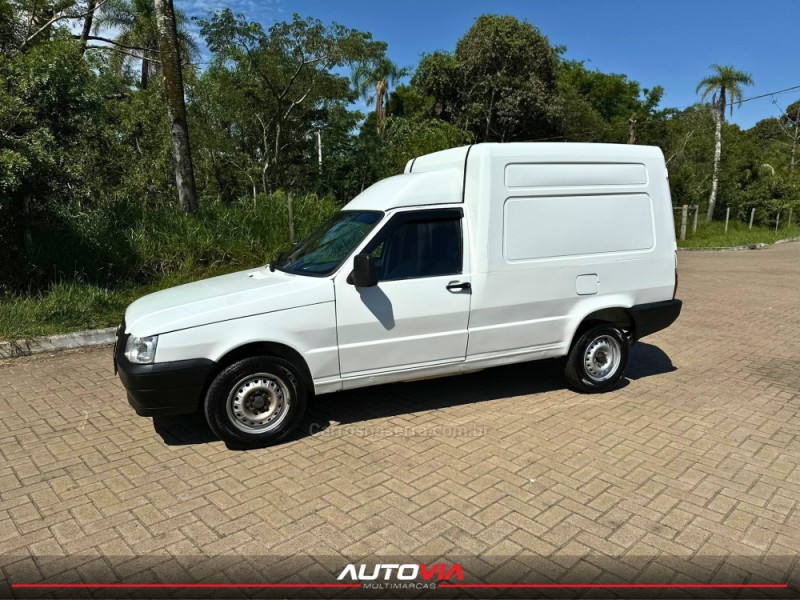FIORINO 1.3 MPI FURGÃO 8V FLEX 2P MANUAL - 2011 - SAPIRANGA