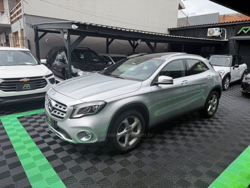 GLA 200 1.6 CGI ENDURO 16V TURBO FLEX 4P AUTOMÁTICO - 2019 - CAXIAS DO SUL