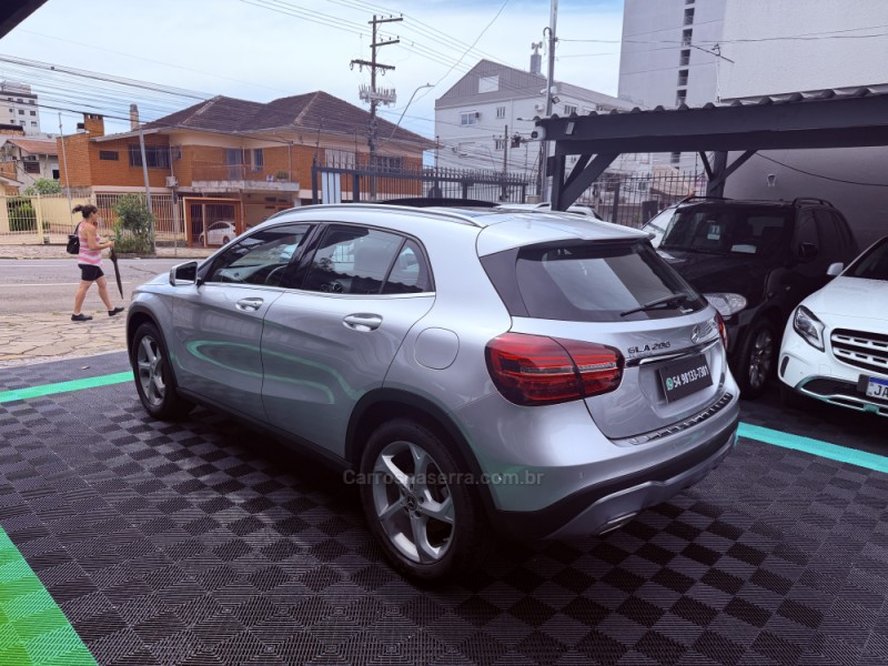 GLA 200 1.6 CGI ENDURO 16V TURBO FLEX 4P AUTOMÁTICO - 2019 - CAXIAS DO SUL