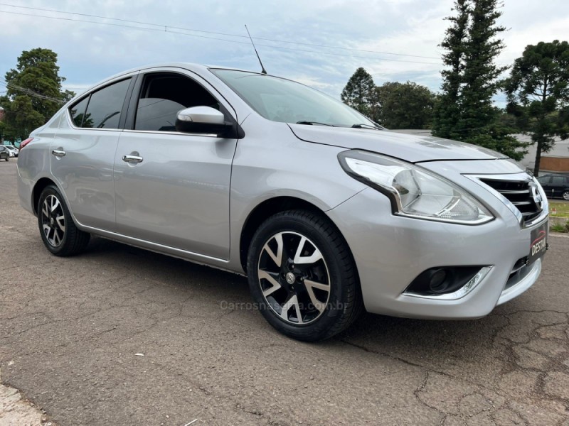 VERSA 1.6 16V FLEX SL 4P XTRONIC - 2017 - DOIS IRMãOS