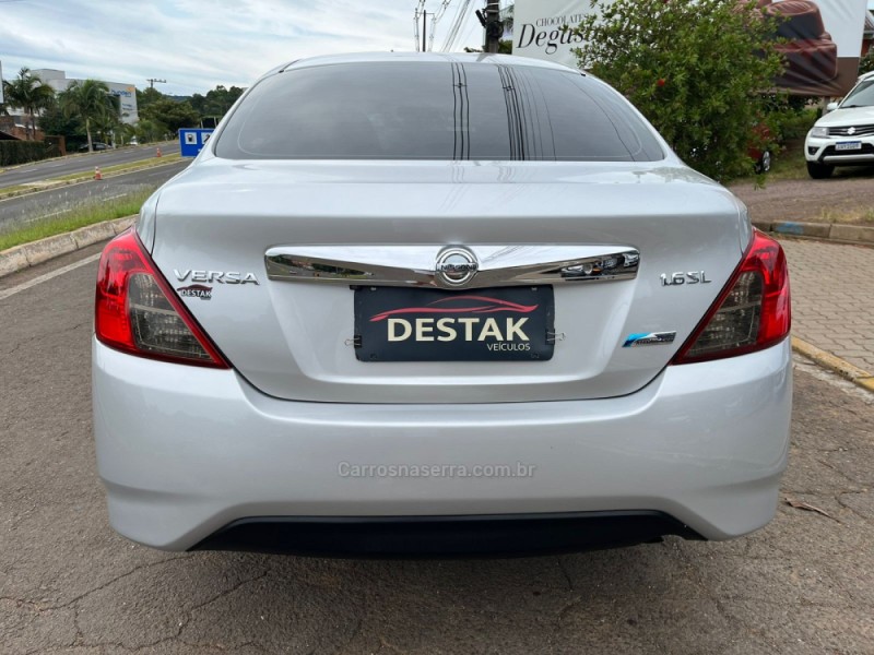 VERSA 1.6 16V FLEX SL 4P XTRONIC - 2017 - DOIS IRMãOS