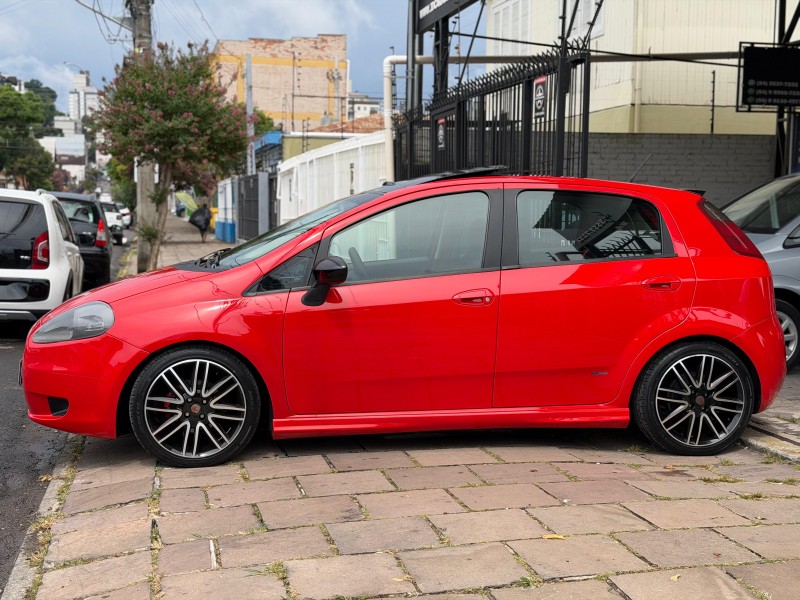 PUNTO 1.8 SPORTING 8V FLEX 4P MANUAL - 2011 - CAXIAS DO SUL