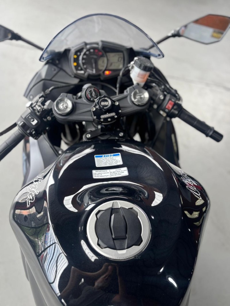 NINJA ZX-6R 636  - 2020 - CAXIAS DO SUL