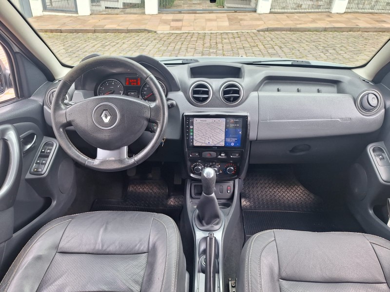 DUSTER 1.6 DYNAMIQUE 4X2 16V FLEX 4P MANUAL - 2013 - CAXIAS DO SUL