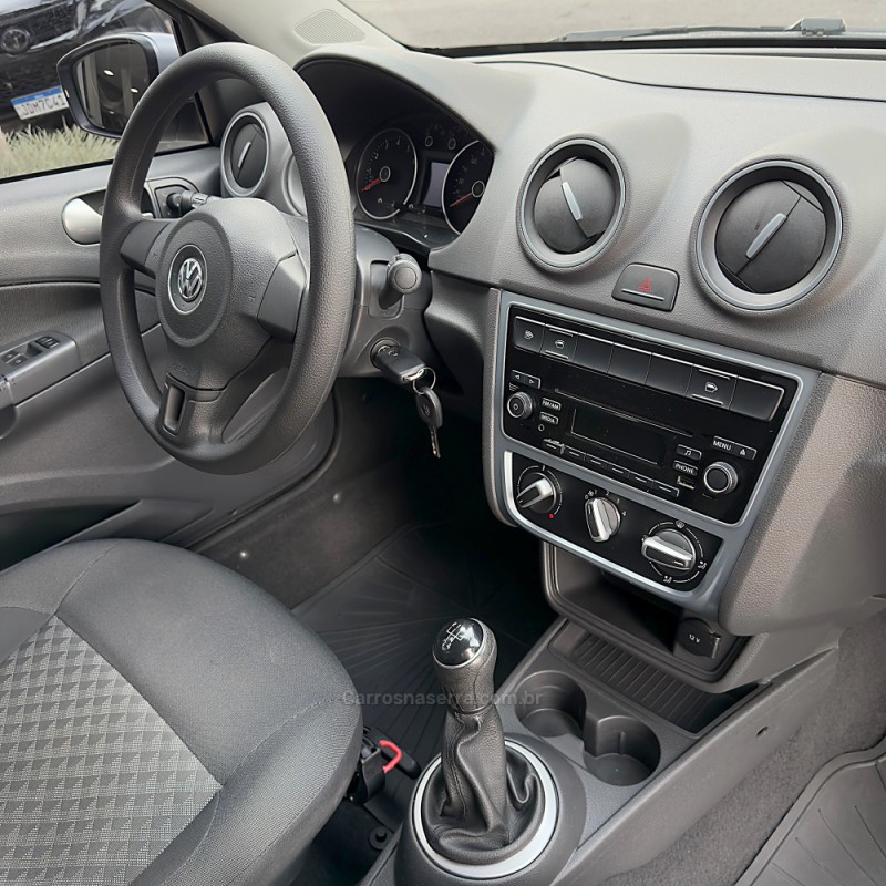 VOYAGE 1.6 MI COMFORTLINE 8V FLEX 4P MANUAL - 2015 - FLORES DA CUNHA