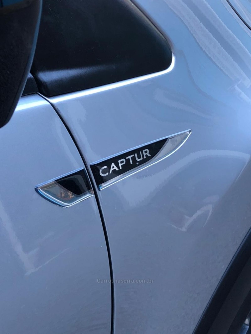 CAPTUR 2.0 16V FLEX INTENSE AUTOMÁTICO - 2020 - IGREJINHA