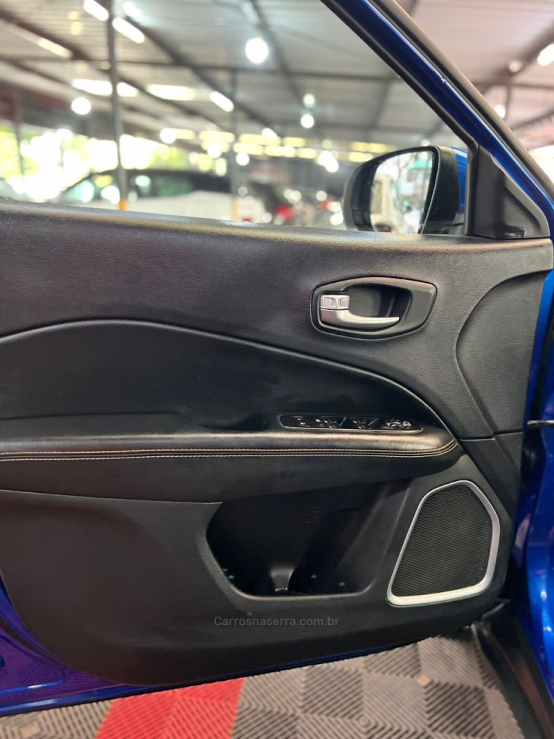 COMPASS 2.0 16V FLEX LONGITUDE AUTOMÁTICO - 2018 - PASSO FUNDO