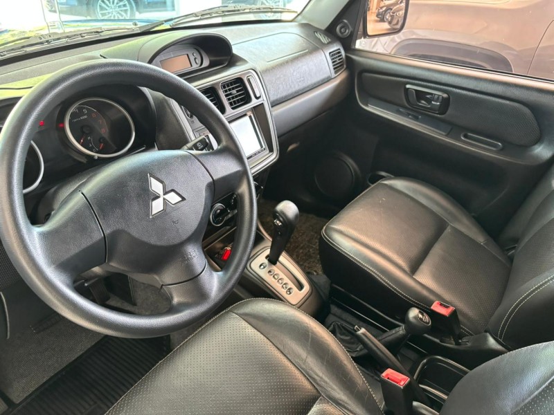 PAJERO TR4 2.0 4X4 16V 140CV FLEX 4P AUTOMÁTICO - 2012 - NOVA PETRóPOLIS