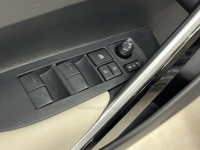 COROLLA 2.0 CROSS XRX 16V FLEX 4P AUTOMÁTICO - 2025 - SANTA CRUZ DO SUL