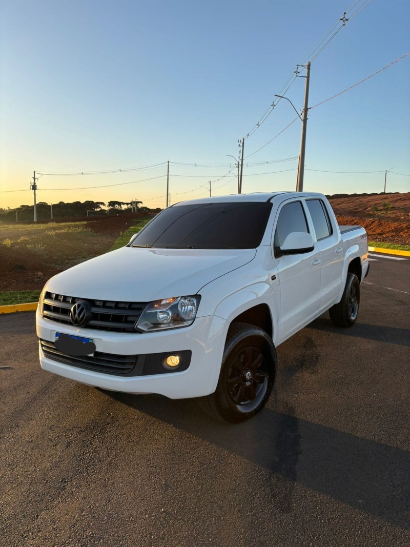 amarok 2.0 se 4x4 cd 16v turbo intercooler diesel 4p manual 2014 vacaria
