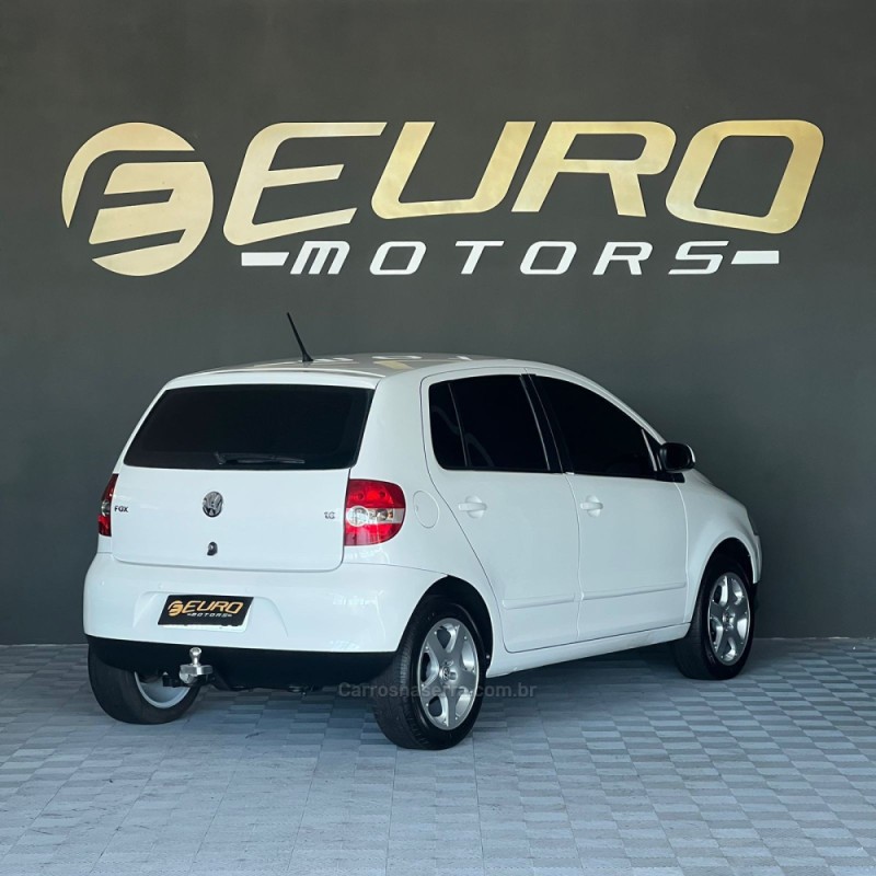 FOX 1.6 MI PLUS 8V FLEX 4P MANUAL - 2008 - PORTãO