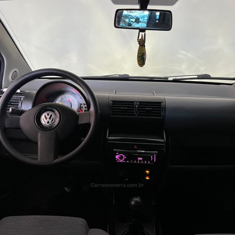 FOX 1.6 MI PLUS 8V FLEX 4P MANUAL - 2008 - PORTãO