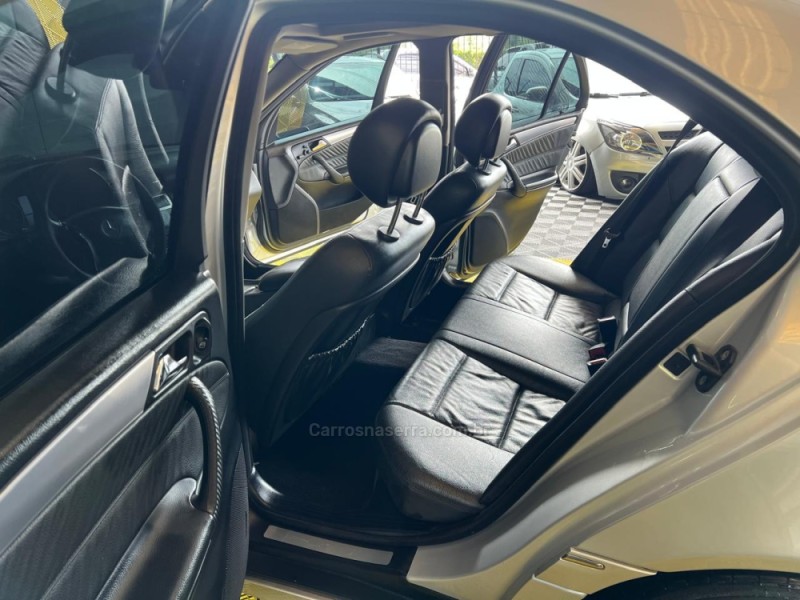 C 230 2.5 AVANTGARDE V6 24V GASOLINA 4P AUTOMÁTICO - 2006 - CAXIAS DO SUL