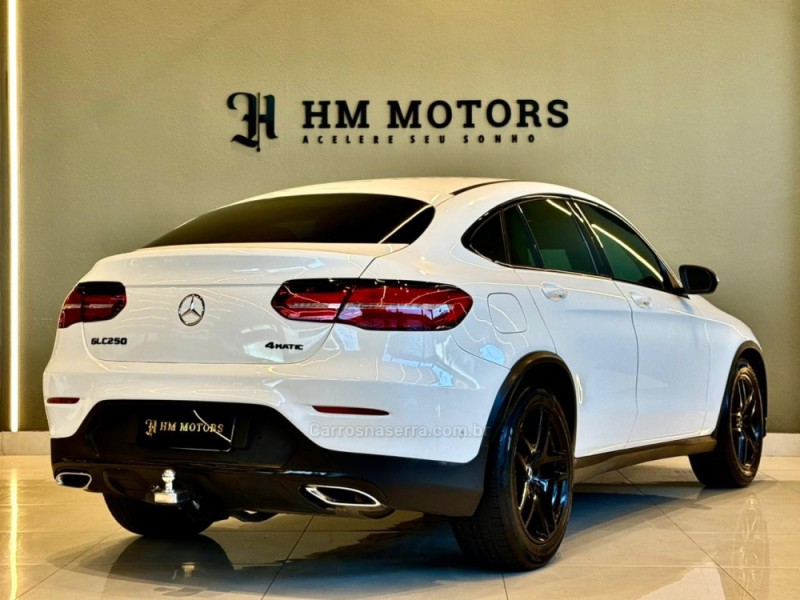 GLC 250 2.0 16V CGI GASOLINA SPORT 4MATIC 9G-TRONIC - 2017 - CAXIAS DO SUL