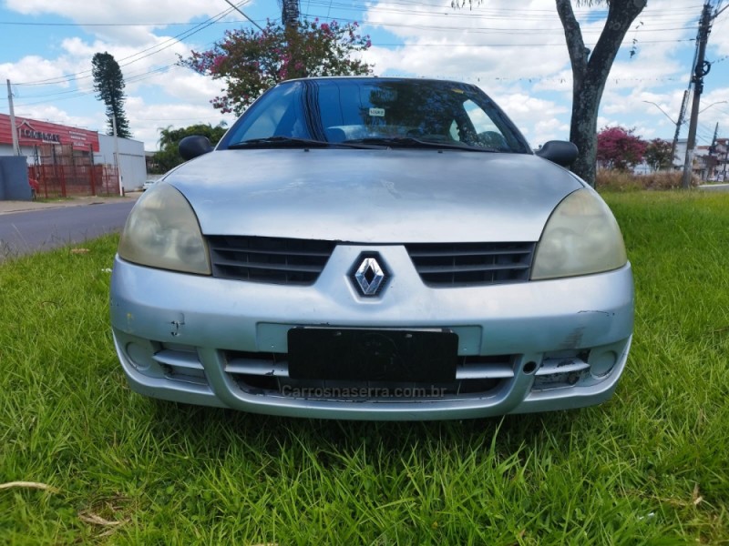 CLIO 1.0 AUTHENTIQUE 16V FLEX 2P MANUAL - 2011 - NOVO HAMBURGO