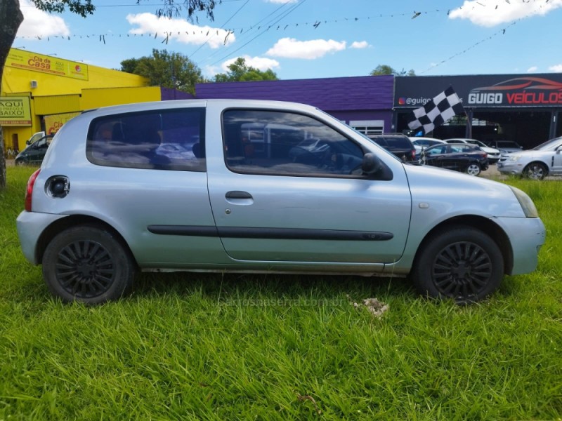 CLIO 1.0 AUTHENTIQUE 16V FLEX 2P MANUAL - 2011 - NOVO HAMBURGO