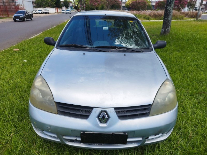 CLIO 1.0 AUTHENTIQUE 16V FLEX 2P MANUAL - 2011 - NOVO HAMBURGO