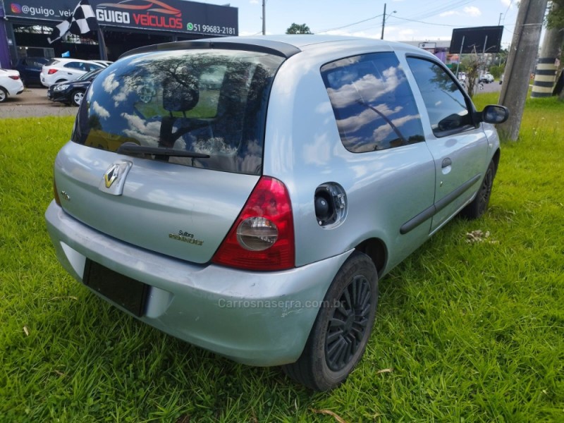 CLIO 1.0 AUTHENTIQUE 16V FLEX 2P MANUAL - 2011 - NOVO HAMBURGO