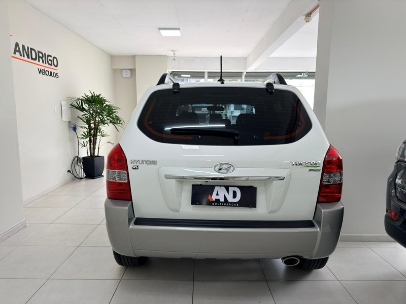 TUCSON 2.0 MPFI GLS BASE 16V 143CV 2WD GASOLINA 4P AUTOMÁTICO - 2015 - CAXIAS DO SUL