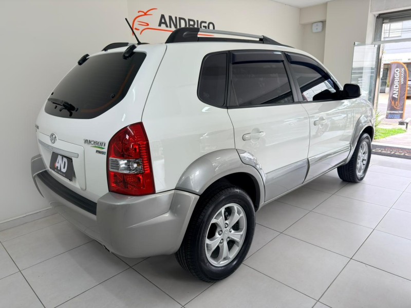 TUCSON 2.0 MPFI GLS BASE 16V 143CV 2WD GASOLINA 4P AUTOMÁTICO - 2015 - CAXIAS DO SUL